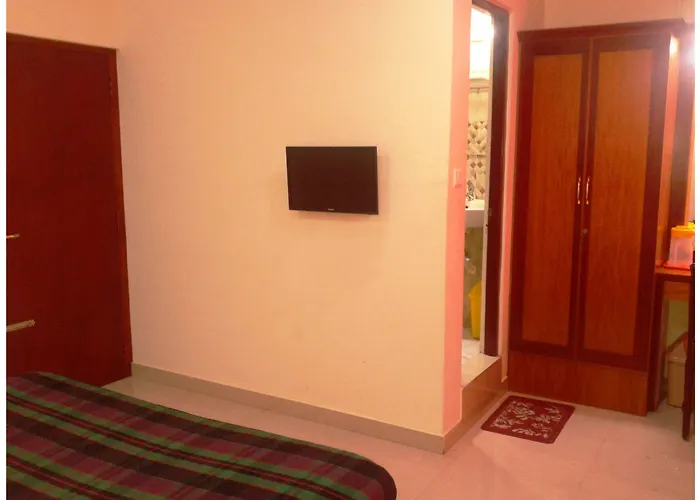 Ymca International House Hotel